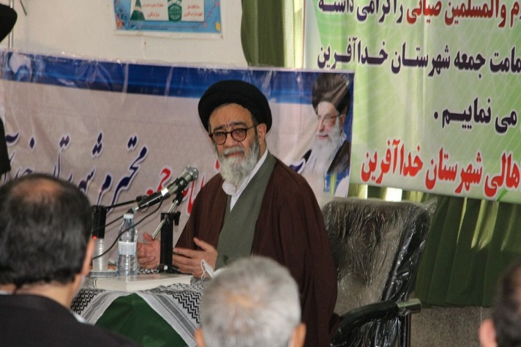 نماز جمعه؛ نماد پیوند آرمان&zwnj;های انقلاب با مردم