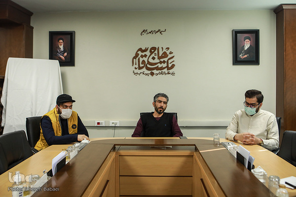 مکتب حاج قاسم از مستند «شبی که طوفان شد» کرد