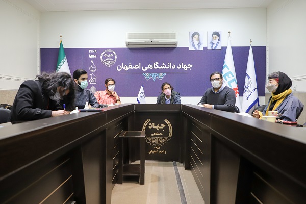 اولین نشست «فهم سینما» در جهاددانشگاهی اصفهان اولین نشست «فهم سینما» در جهاددانشگاهی اصفهان