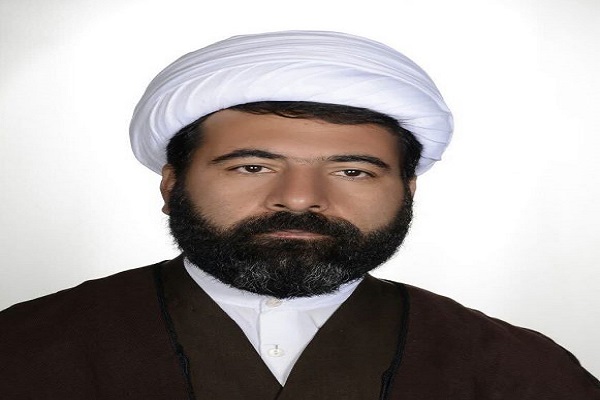 حجت&zwnj;الاسلام روح&zwnj;الله رستمی مدیر اداره تبلیغات اسلامی اسدآباد