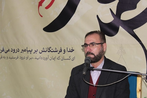 عبد المجید یازرلو فاری قران در گلستان