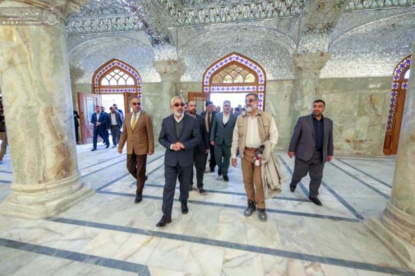 دو رواق‌ زیارتی حرم امام علی(ع) گشایش یافت