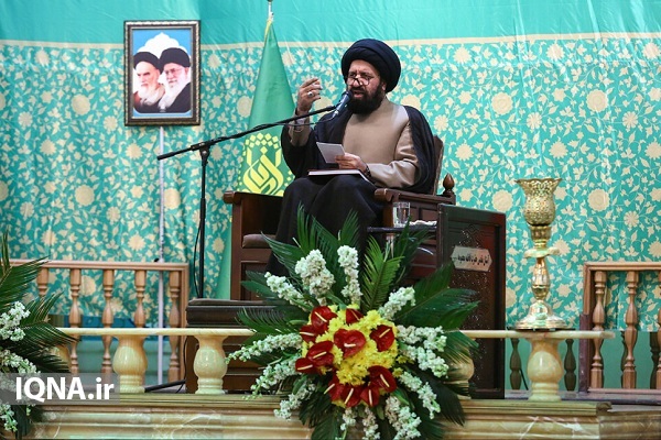 حجت&zwnj;الاسلام والمسلمین سیداحمد دارستانی، استاد حوزه علمیه 
