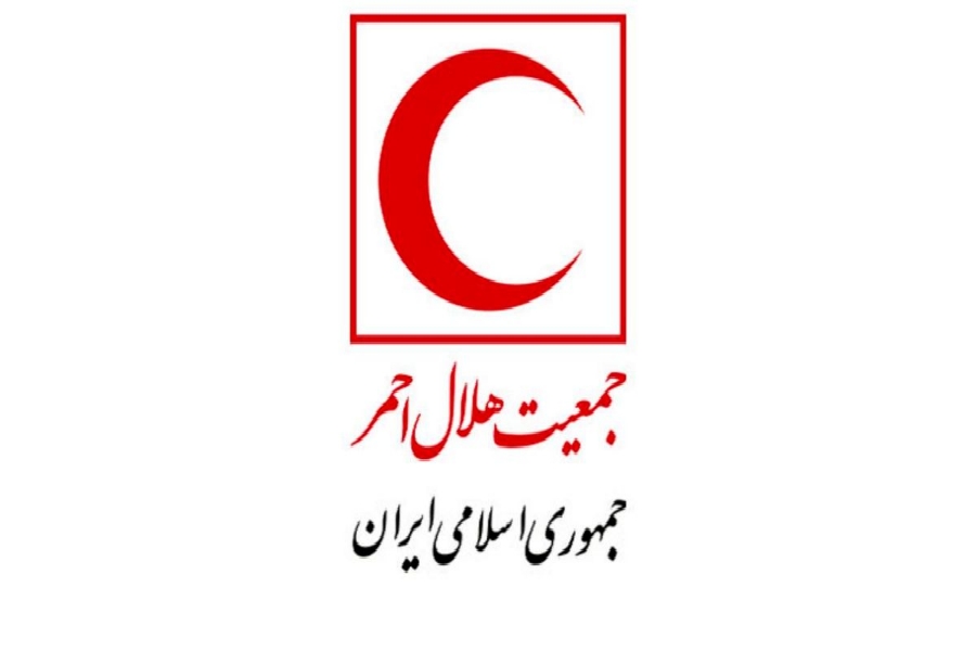 کمک&zwnj;رسانی هوایی هلال احمر به یک روستای صعب&zwnj;العبور ایذه
