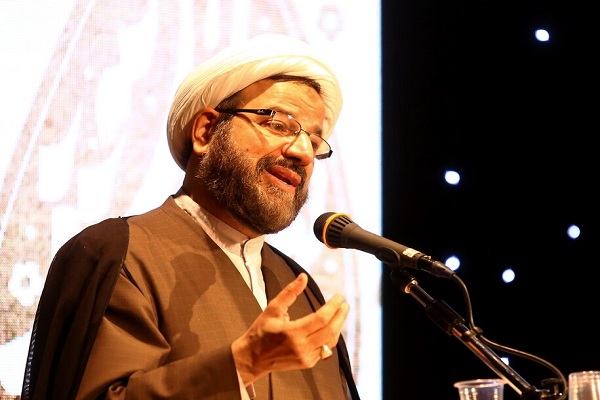 حجت&zwnj;الاسلام والمسلمین احمد واعظی، رئیس دفتر تبلیغات اسلامی حوزه علمیه قم