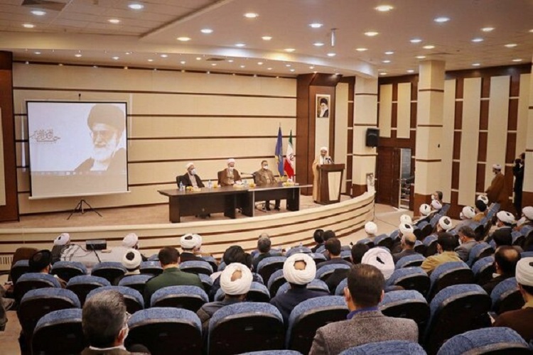 معرفی رئیس جدید حوزه علمیه برادران استان سمنان معرفی رئیس جدید حوزه علمیه برادران استان سمنان