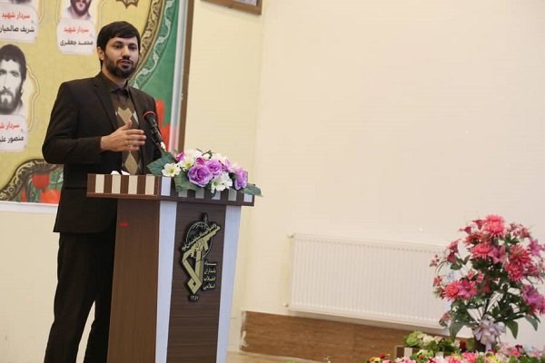 علی احمدی مسئول ناحیه بسیج دانشجویی استان کردستان 