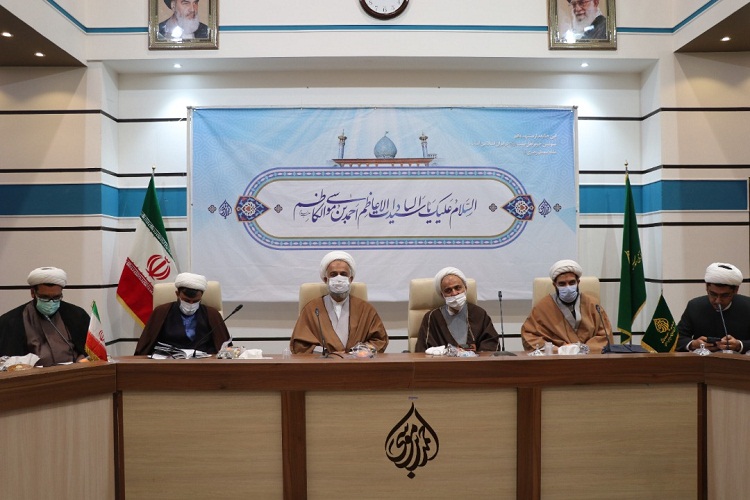 حجت&zwnj;الاسلام والمسلمین حمیدرضا حدائق، مدیر حوزه علمیه منصوریه شیراز