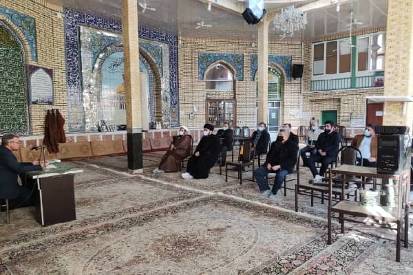 جلسه&zwnj;هم اندیشی رابطین کانون&zwnj;های رضوی در آذربایجان&zwnj;غربی