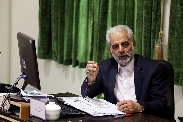 مسئول واحد مخطوطات کتابخانه آستان مقدس حضرت معصومه(س)