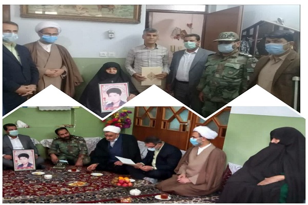 حجت الاسلام شهابی امام جمعه ازاد شهر در تکریم از خانواده شهدا