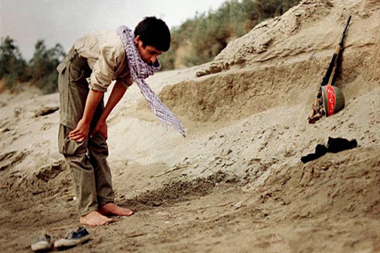 عاشقان پنجره باز است، اذان می&zwnj;گویند