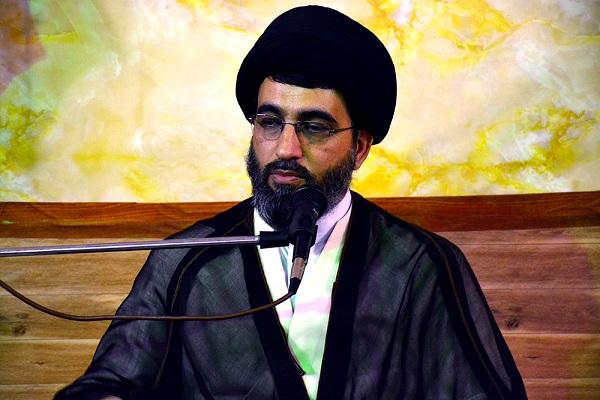 حجت&zwnj;الاسلام میرهاشم حسینی سخنران حرم بانوی کرامت
