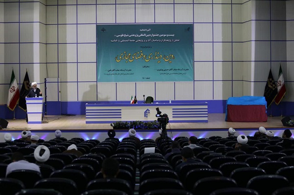 حجت‌الاسلام والملسمین محسن قمی، معاون بین‌الملل دفتر مقام معظم رهبری