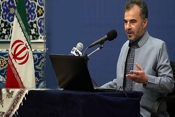 مکائیل باقری