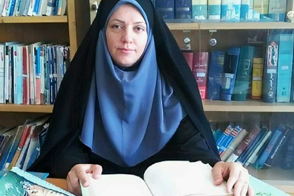 فریبا ولی&zwnj;پورعالم، مدیرکل امور بانوان استانداری لرستان
