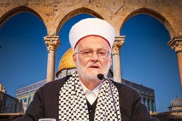 قبله نخست مسلمانان قابل مذاکره و امتیازدهی نیست/آماده