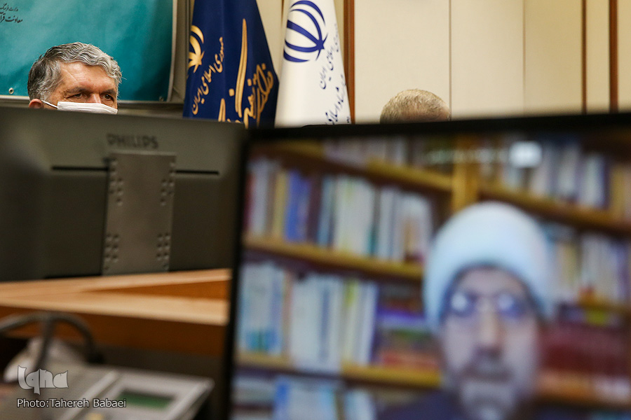 آغاز به کار نخستین نمایشگاه مجازی قرآن / تجربه‌ای که زیست کرونایی تحمیل کرد
