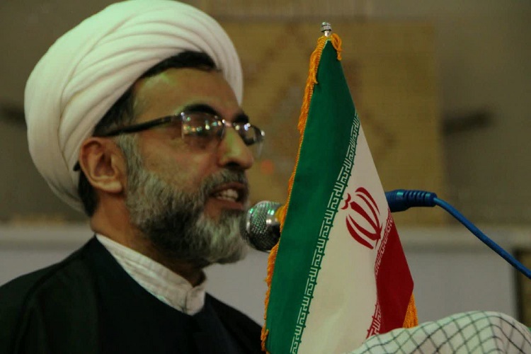 نتایج عدم اطاعت مردم از رهبران جامعه / مذاکره با دشمنان موجب طرح ادعای جدید و قساوت آنان می‌شود
