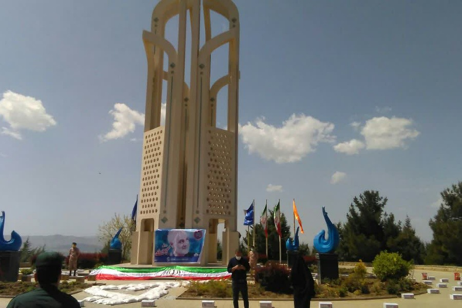 ۵۰۰ بسته غذایی در بین نیازمندان ملایری توزیع میشود ۵۰۰ بسته غذایی در بین نیازمندان ملایری توزیع میشود