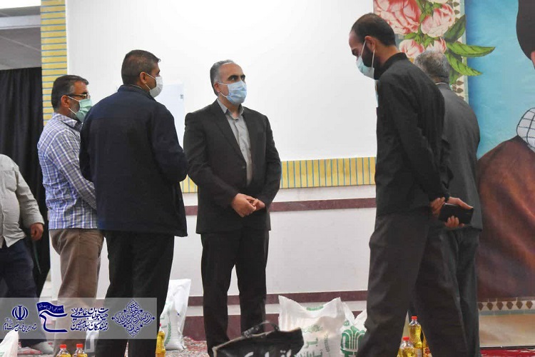 اهدای 500 بسته معیشتی به نیازمندان در قالب پویش «جشن بندگی» اهدای 500 بسته معیشتی به نیازمندان در قالب پویش «جشن بندگی»