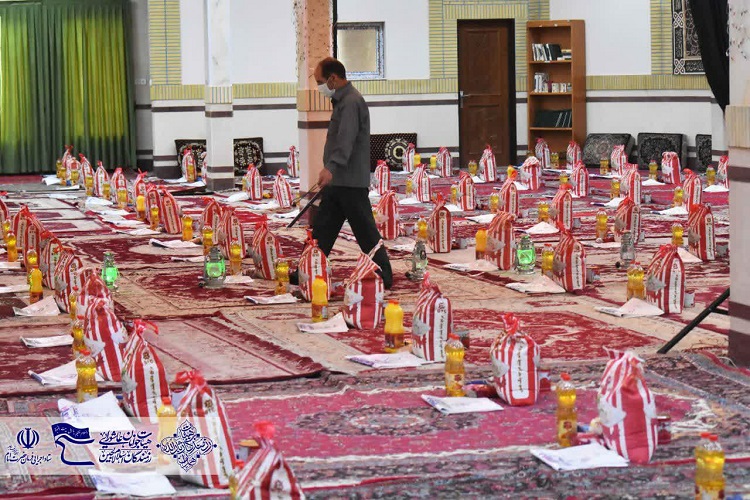 اهدای 500 بسته معیشتی به نیازمندان در قالب پویش «جشن بندگی» اهدای 500 بسته معیشتی به نیازمندان در قالب پویش «جشن بندگی»