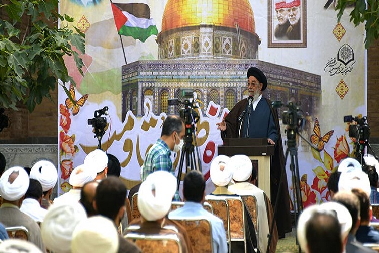 آمریکا از صهیونیستها استفاده ابزاری میکنند آمریکا از صهیونیستها استفاده ابزاری میکنند