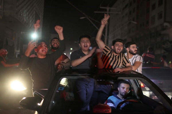 شادی مردم غزه بعد از برقراری آتش بس + تصاویر / آماده
