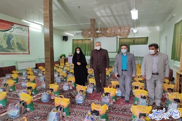 توزیع یک هزار بسته معیشتی بین دانش&zwnj;آموزان محروم خراسان&zwnj;جنوبی