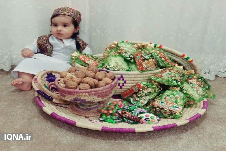 آیین سنتی «گره‌گشو» ماه رمضان در دلوار برگزار شد