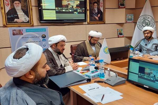 توسعه مخاطب قرآنی به واسطه جلسات خانگی طرح نورالثقلین