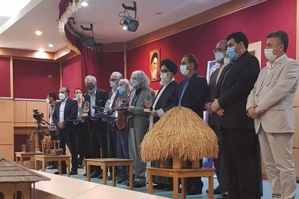 تجلیل از ۶ چهره نام&zwnj;آور تاریخ، فرهنگ و هنر مازندران در بابلسر