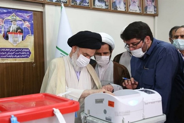 حضور حداکثری ملت ایران در انتخابات خاری در چشم دشمنان است