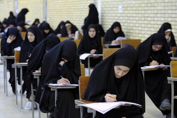 تمدید زمان پذیرش بانوان در حوزه علمیه همدان