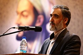 رئیس‌جمهور به ارتباط بین صنعت و دانشگاه توجه ویژه داشته باشد