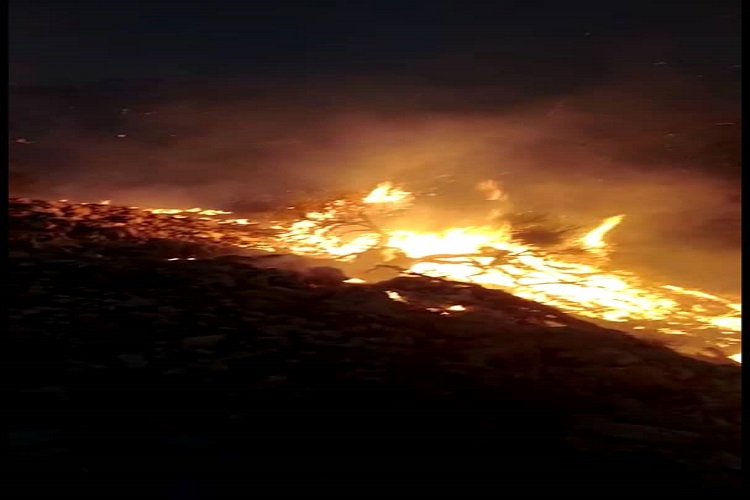 مهار آتش&zwnj;سوزی نارک موسی بسیج عمومی را می&zwnj;طلبد