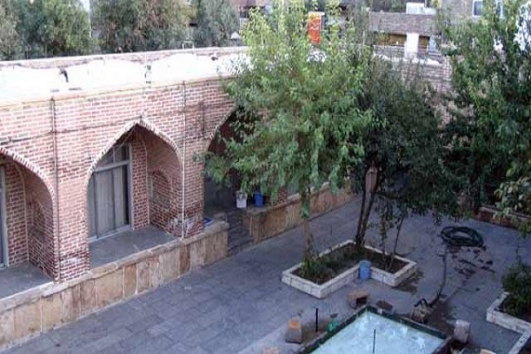 ارسالی| مسجد جامع مهاباد مرمت می&zwnj;شود