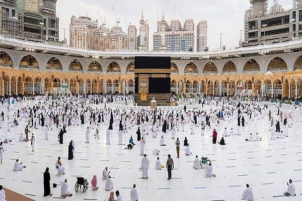 برپایی مناسک حج تمتع در دومین روز عید قربان