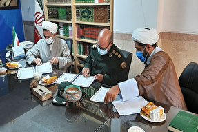 اطلاعات 100 شهید و ایثارگر حوزوی یزدی کتاب می‌شود