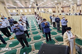 تنها راه برون‌رفت از عقب ماندگی، مقاومت در برابر دشمنان و متجاوزان غربی است