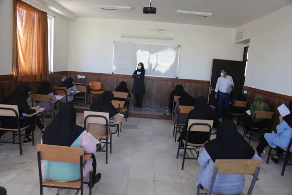 عکس | برگزاری آزمون داخلی آموزشیاران و آموزش&zwnj;دهندگان مستمر نهضت سوادآموزی در کردستان