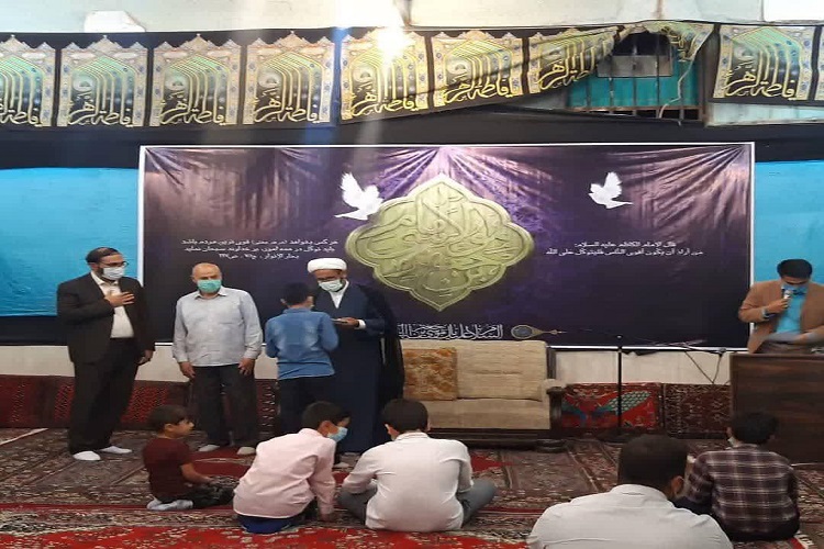 برگزاری محفل انس با قرآن جلسه قرآن بیت‌الزهرا(س) نهاوند + عکس