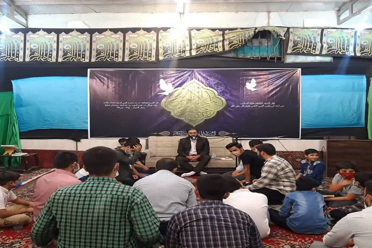 برگزاری محفل انس با قرآن جلسه قرآن بیت‌الزهرا(س) نهاوند + عکس