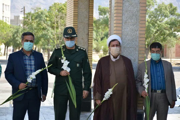 آئین تجدید میثاق خبرنگاران ملایری با شهدا برگزار شد