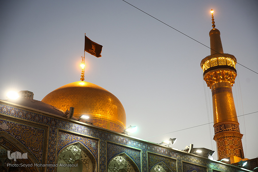 حرم مطهر رضوی مهیای برگزاری آیین &laquo;اذن عزا&raquo; و اهتزاز پرچم سیاه محرم