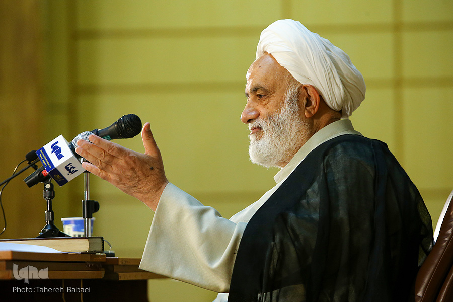 چارچوب خانواده بر روی عُرف پسندیده باشد