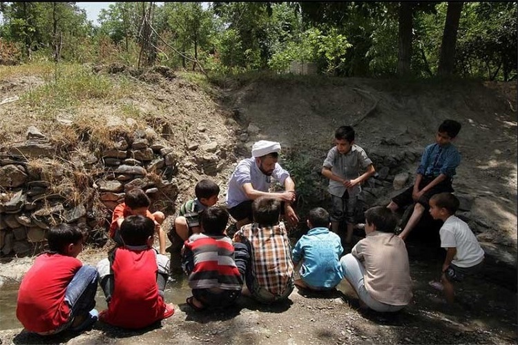 رایزنی برای استقرار روحانی در روستاهای اشتهارد رایزنی برای استقرار روحانی در روستاهای اشتهارد