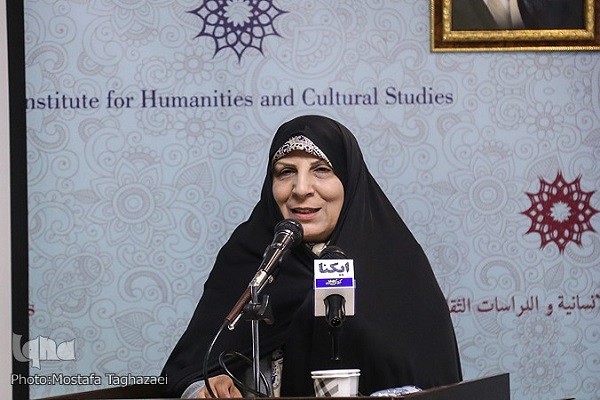 فروغ پارسا 