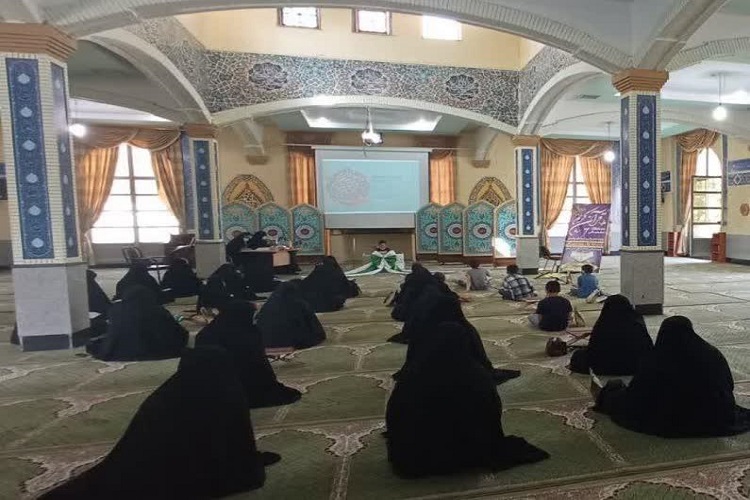 برگزاری مسابقات مقدماتی قرآن کریم ویژه خانواده&zwnj;های پاسداران همدان + عکس