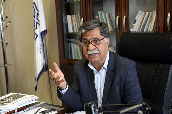 روزنامه&zwnj;نگاران حرفه&zwnj;ای جذب ژورنالیسم تخصصی شوند